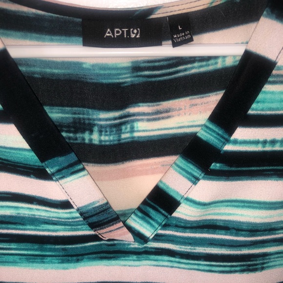 Sleeveless top - Picture 5 of 9